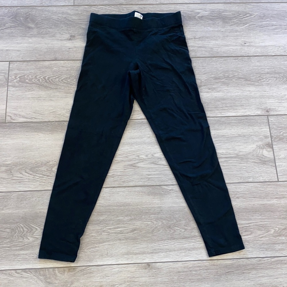 VICTORIA’S SECRET PINK ANKLE LEGGINGS SIZE MEDIUM
